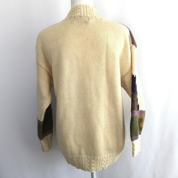 Outback Red Vintage Design Sweater - Picture 3 of 7